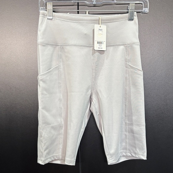 UpWest Bike Shorts, 9.5” inseam,hip pockets, elastic waist,stretch,light texture - Picture 1 of 6